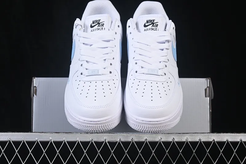 All categories Nk Air Force 1 Air Force series Nk Air Force 1 Low Air Force low-top Nike Air Force 1'07 Low white blue small hook Air Force 1 low-top casual sneakers ZH0316-121